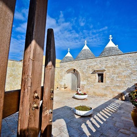 I Cinque Trulli With Swimming Pool Villa Martina Franca Exterior photo