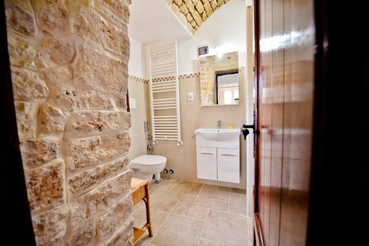 I Cinque Trulli With Swimming Pool Villa Martina Franca Exterior photo