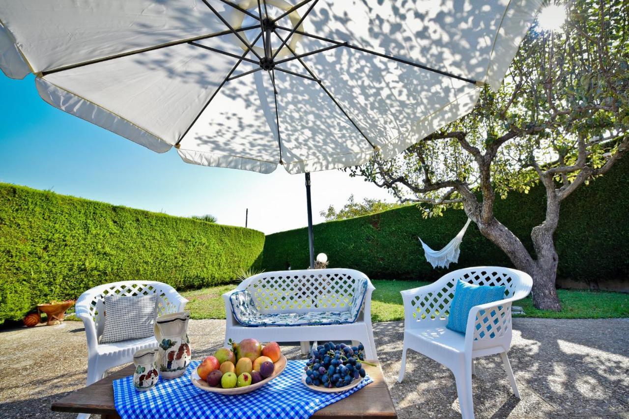 I Cinque Trulli With Swimming Pool Villa Martina Franca Exterior photo